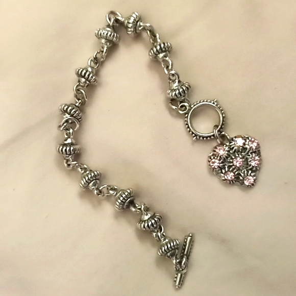 Vintage Heart Bracelet, Toggle Clasp - Picture 8 of 11